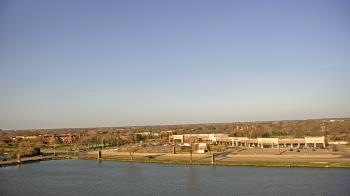 Weather camera view of Commerce Bank.