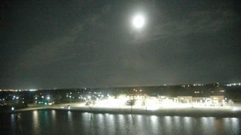 Weather camera view of Commerce Bank.