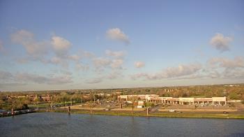 Weather camera view of Commerce Bank.
