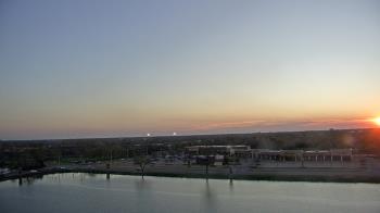 Weather camera view of Commerce Bank.