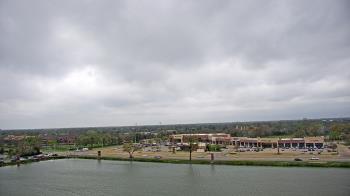 Weather camera view of Commerce Bank.