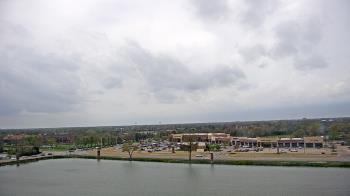 Weather camera view of Commerce Bank.