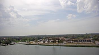 Weather camera view of Commerce Bank.