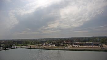 Weather camera view of Commerce Bank.