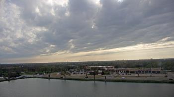 Weather camera view of Commerce Bank.