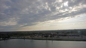 Weather camera view of Commerce Bank.