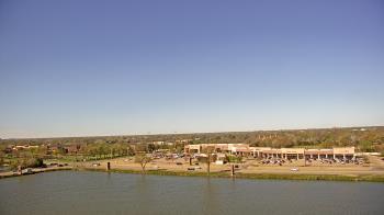 Weather camera view of Commerce Bank.