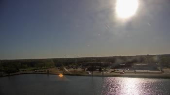 Weather camera view of Commerce Bank.