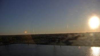 Weather camera view of Commerce Bank.