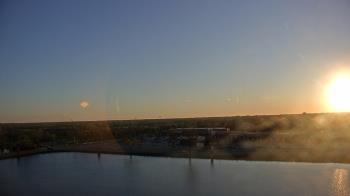 Weather camera view of Commerce Bank.