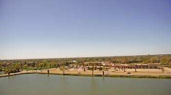 Weather camera view of Commerce Bank.