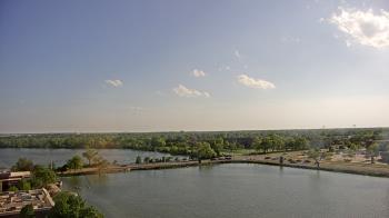 Weather camera view of Commerce Bank.