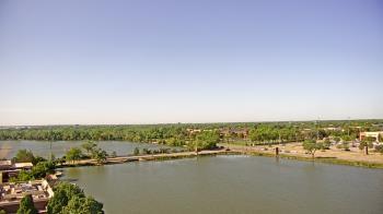 Weather camera view of Commerce Bank.