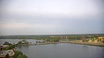 Weather camera view of Commerce Bank.