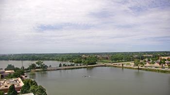 Weather camera view of Commerce Bank.