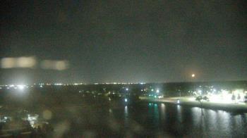 Weather camera view of Commerce Bank.