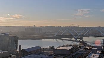 Weather camera view of Hampton Inn.