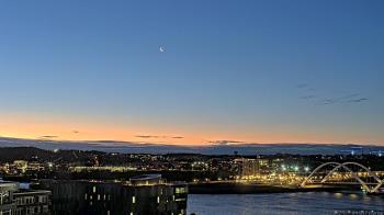 Weather camera view of Hampton Inn.