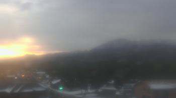 Weather camera view of Woodland Park Public Library.