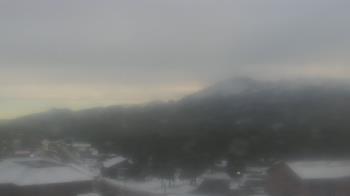 Weather camera view of Woodland Park Public Library.