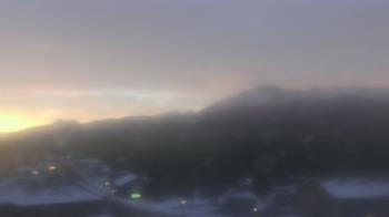 Weather camera view of Woodland Park Public Library.