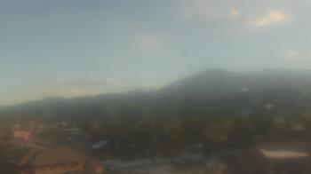 Weather camera view of Woodland Park Public Library.