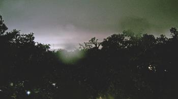 Weather camera view of Metairie Club Gardens.