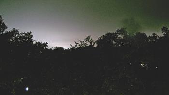 Weather camera view of Metairie Club Gardens.