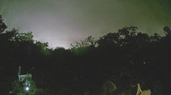 Weather camera view of Metairie Club Gardens.