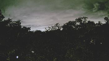 Weather camera view of Metairie Club Gardens.