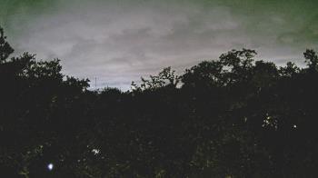 Weather camera view of Metairie Club Gardens.