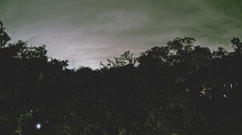 Weather camera view of Metairie Club Gardens.