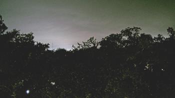 Weather camera view of Metairie Club Gardens.