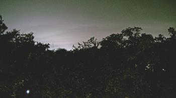 Weather camera view of Metairie Club Gardens.