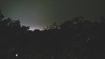 Weather camera view of Metairie Club Gardens.