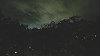 Weather camera view of Metairie Club Gardens.