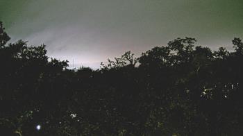 Weather camera view of Metairie Club Gardens.