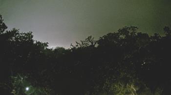 Weather camera view of Metairie Club Gardens.