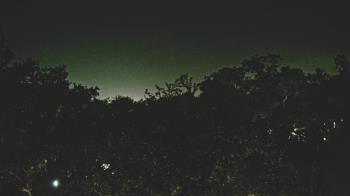 Weather camera view of Metairie Club Gardens.