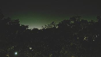 Weather camera view of Metairie Club Gardens.