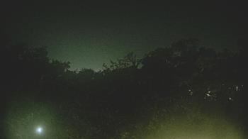 Weather camera view of Metairie Club Gardens.