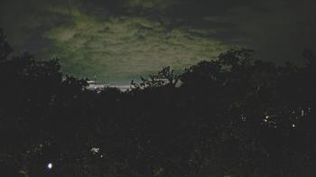 Weather camera view of Metairie Club Gardens.