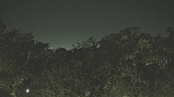 Weather camera view of Metairie Club Gardens.