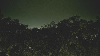 Weather camera view of Metairie Club Gardens.