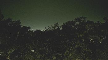 Weather camera view of Metairie Club Gardens.