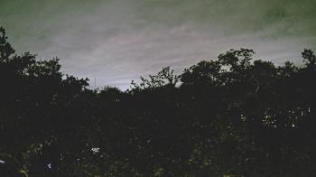 Weather camera view of Metairie Club Gardens.