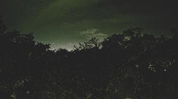 Weather camera view of Metairie Club Gardens.