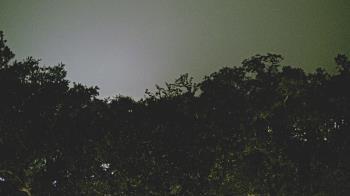 Weather camera view of Metairie Club Gardens.