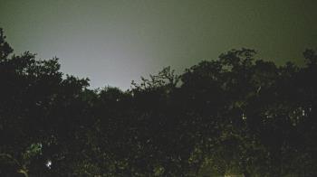 Weather camera view of Metairie Club Gardens.