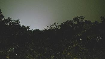 Weather camera view of Metairie Club Gardens.